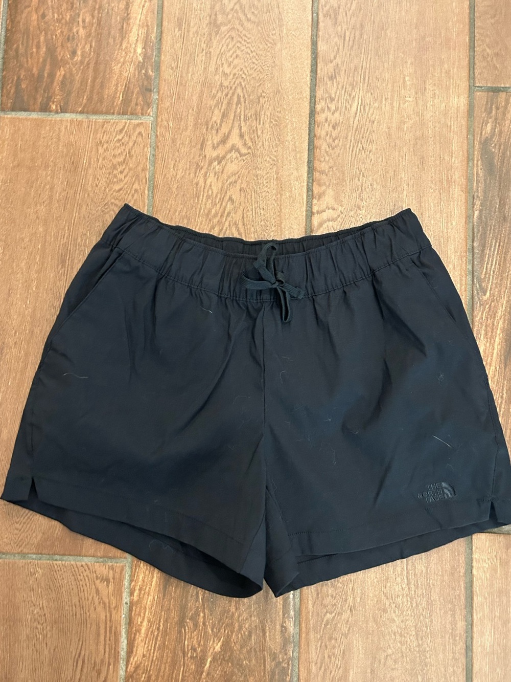 North face size M women’s black shorts